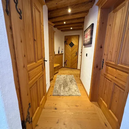 Schoenstes Am Hahnenkamm Apartament *